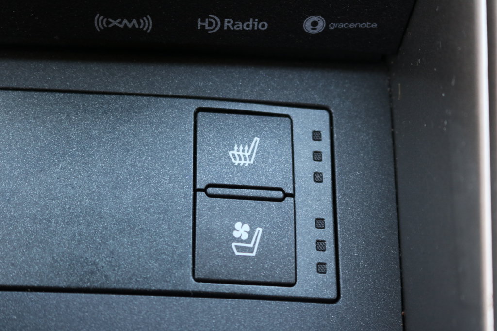 Used 2019 Lexus IS 300 w/ Premium Package RWD image 24