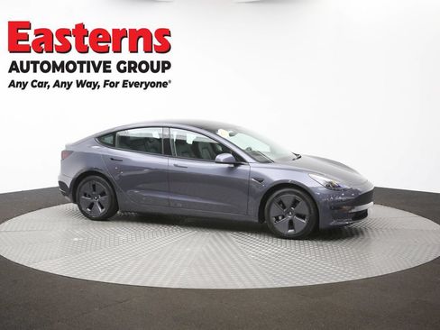 Used 2023 Tesla Model 3 Standard Range RWD image 41