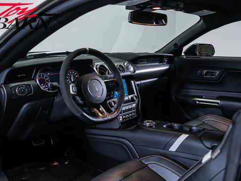 Used 2021 Ford Mustang Shelby GT500 w/ Technology Package RWD image 41