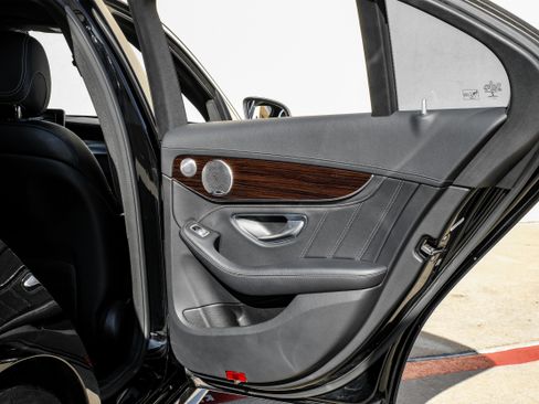 Used 2017 Mercedes-Benz C 63 AMG Sedan image 44