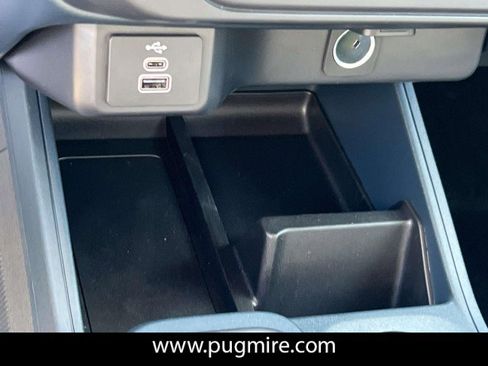 New 2025 Ford Maverick XL image 28