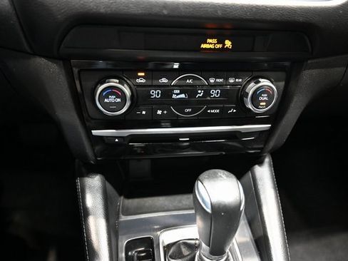 Used 2016 MAZDA MAZDA6 Touring image 17