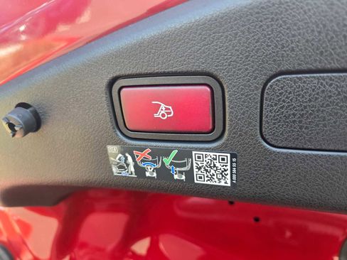 Used 2026 Mercedes-Benz CLE 300 4MATIC Cabriolet image 17