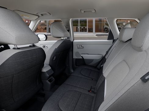 New 2027 Kia Seltos LX FWD image 18