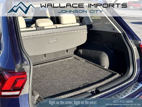 Certified 2022 Volkswagen Tiguan SE image 38