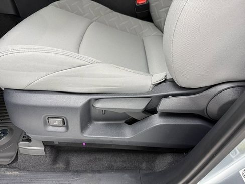 Used 2025 Toyota Tacoma SR5 image 26