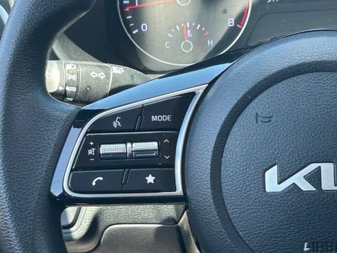 Used 2024 Kia Forte LXS FWD image 22
