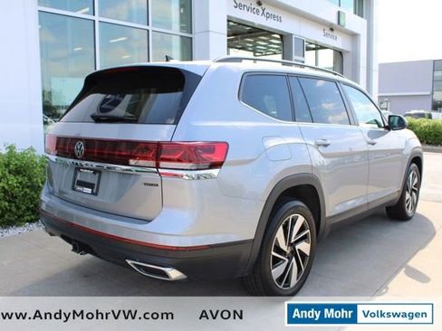 Used 2024 Volkswagen Atlas SE AWD/4WD image 9