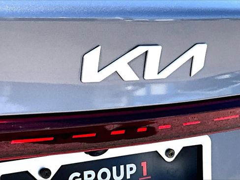 Used 2022 Kia Forte LXS image 31