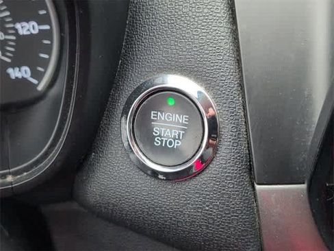 Used 2018 Ford EcoSport SE image 16