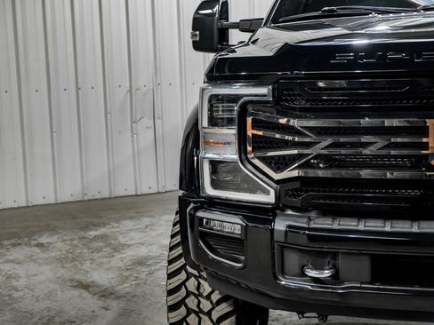 Used 2022 Ford F450 Platinum w/ FX4 Off-Road Package image 51