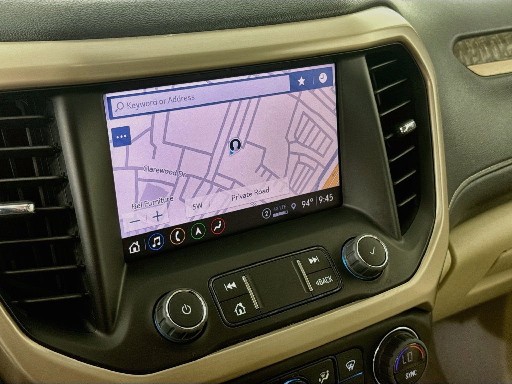Certified 2023 GMC Acadia Denali FWD image 15