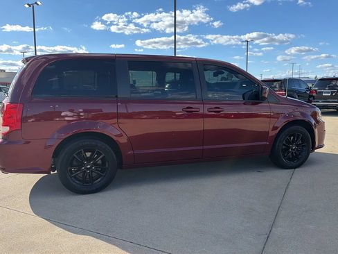 Used 2020 Dodge Grand Caravan GT FWD image 23