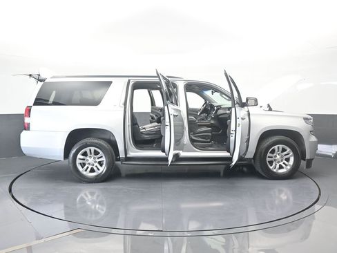 Used 2020 Chevrolet Suburban LT image 79