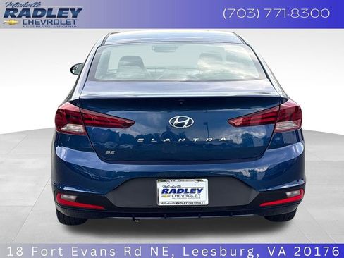 Used 2019 Hyundai Elantra SE FWD image 4