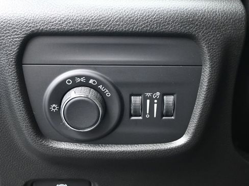 New 2025 Jeep Grand Cherokee L Laredo w/ Luxury Tech Group I image 21