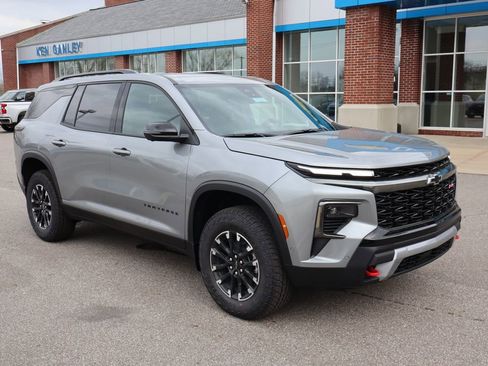 New 2026 Chevrolet Traverse Z71 w/ Enhanced Driving Package image 4
