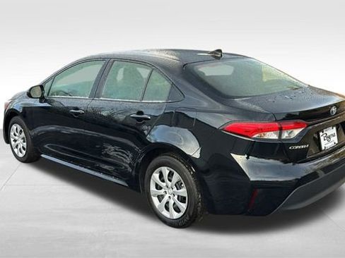 Used 2024 Toyota Corolla LE image 8