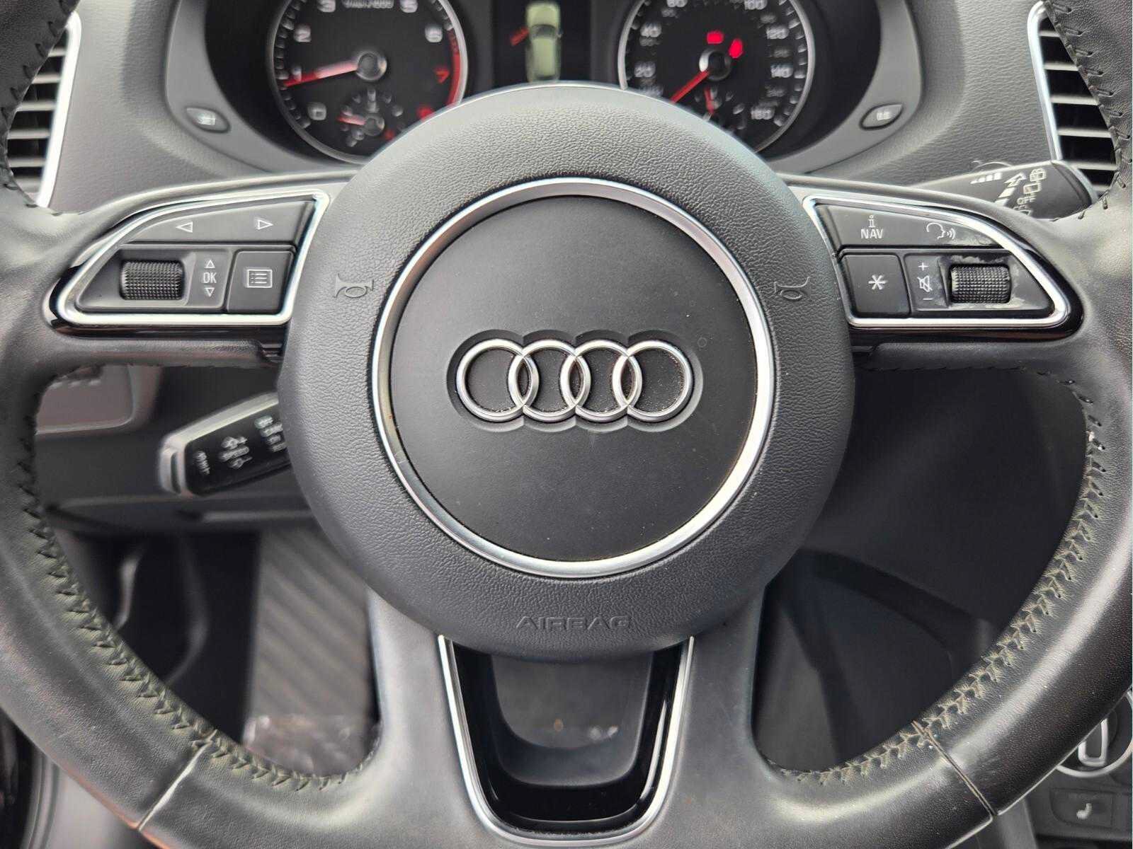 Used 2018 Audi Q3 2.0T Premium Plus AWD/4WD image 29