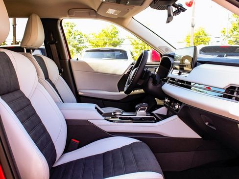 Used 2025 Mitsubishi Outlander SE AWD/4WD image 42