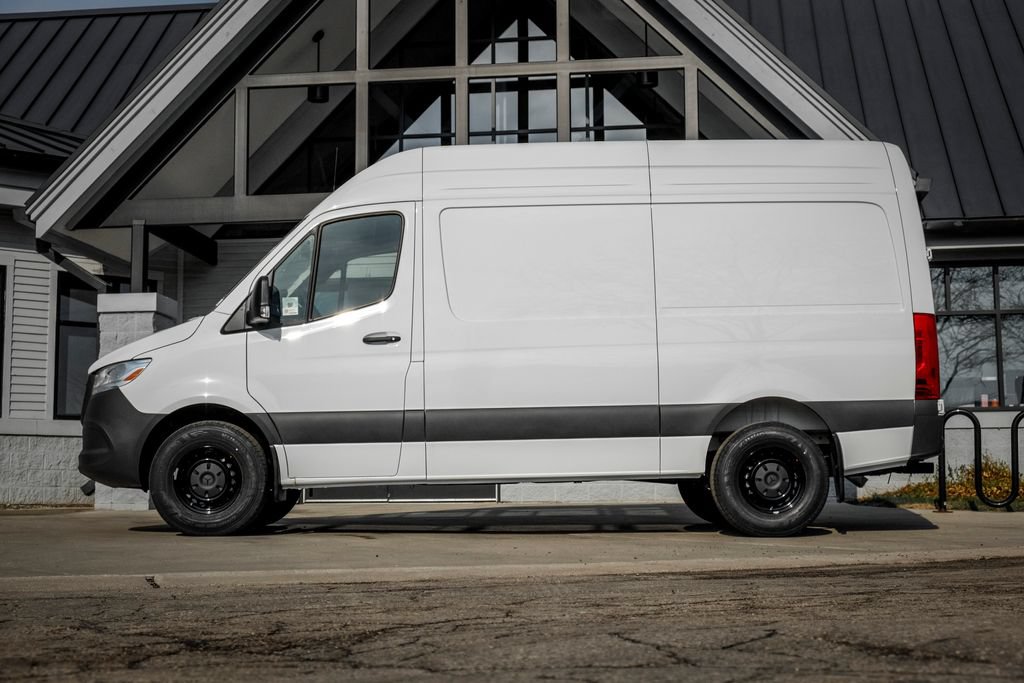 Used 2026 Mercedes-Benz Sprinter 2500 image 3