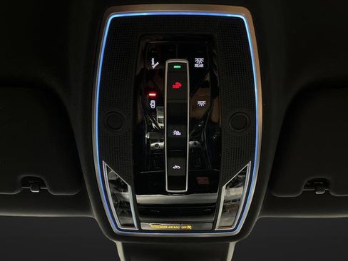 Used 2023 Audi A8 L 3.0T w/ Luxury Package image 26