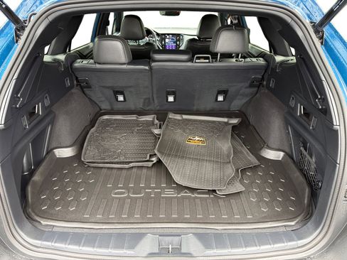 Used 2022 Subaru Outback Wilderness image 17