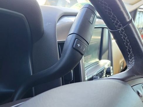 Used 2018 Chevrolet Silverado 1500 LT w/ All Star Edition image 28