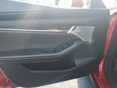 New 2026 MAZDA MAZDA3 2.5 S Hatchback w/ Premium Pkg FWD image 9
