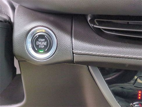 Used 2022 Buick Envision Preferred image 17