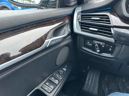Used 2014 BMW X5 xDrive50i image 19