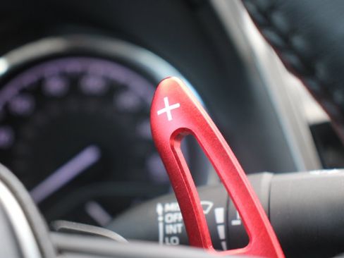 Certified 2020 Toyota Camry SE w/ Convenience Package image 27