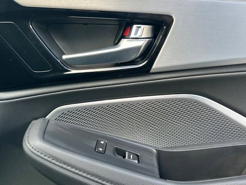 New 2026 Acura MDX SH-AWD image 21