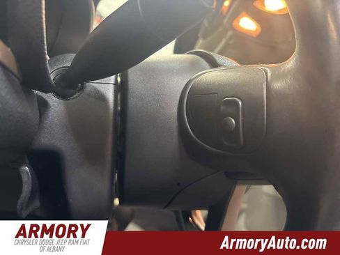 Used 2017 Jeep Cherokee Latitude image 11