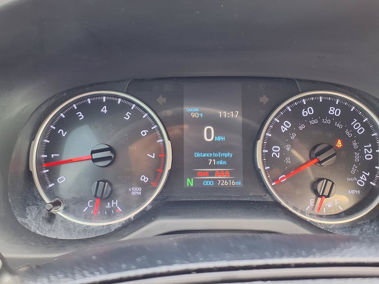 Used 2019 Toyota RAV4 LE FWD image 14