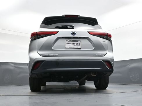 Used 2023 Toyota Highlander Limited image 36