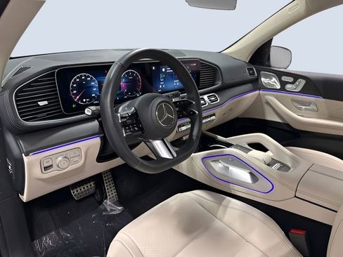 Certified 2025 Mercedes-Benz GLS 450 4MATIC image 14