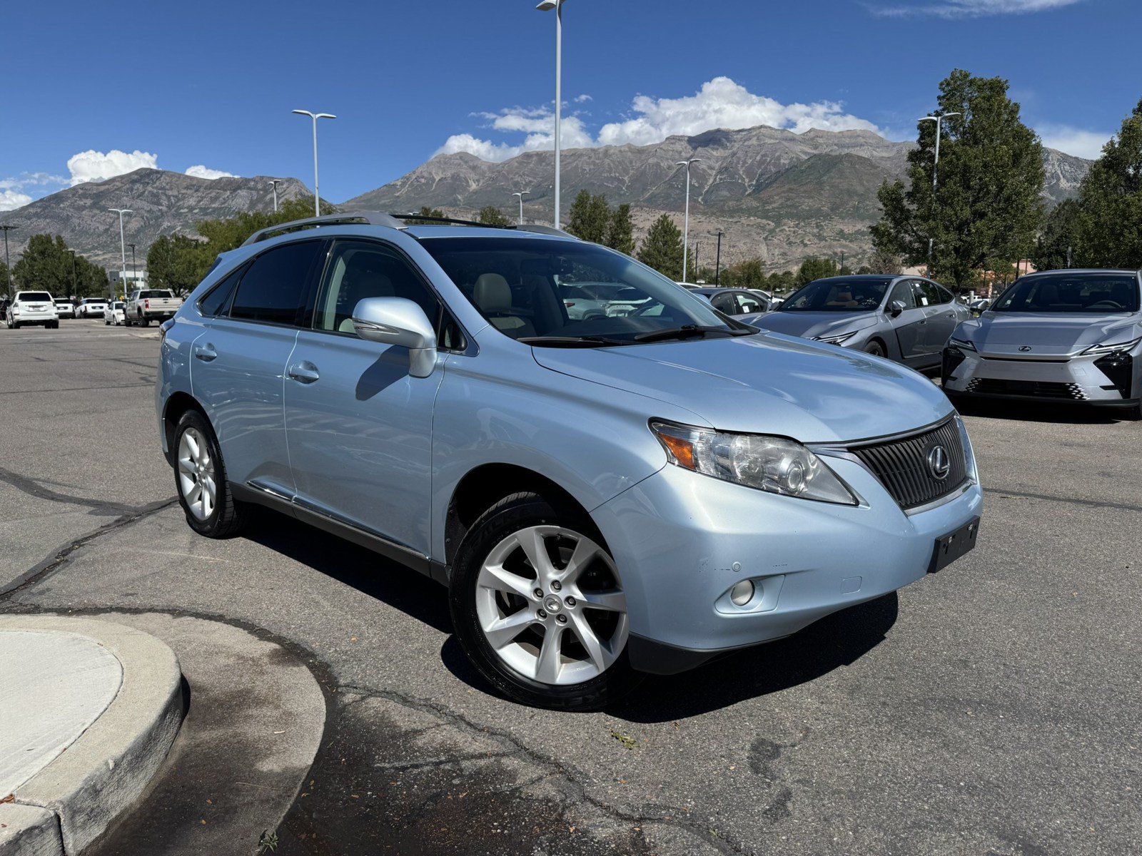 Used 2010 Lexus RX 350 AWD image 2