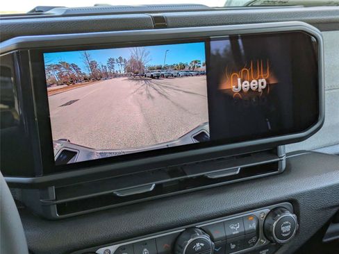 New 2026 Jeep Gladiator Sport image 21