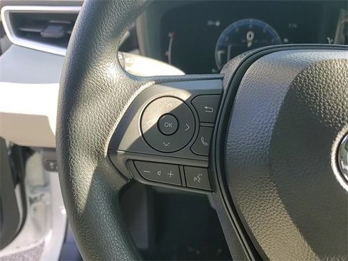 Used 2026 Toyota Corolla LE image 13