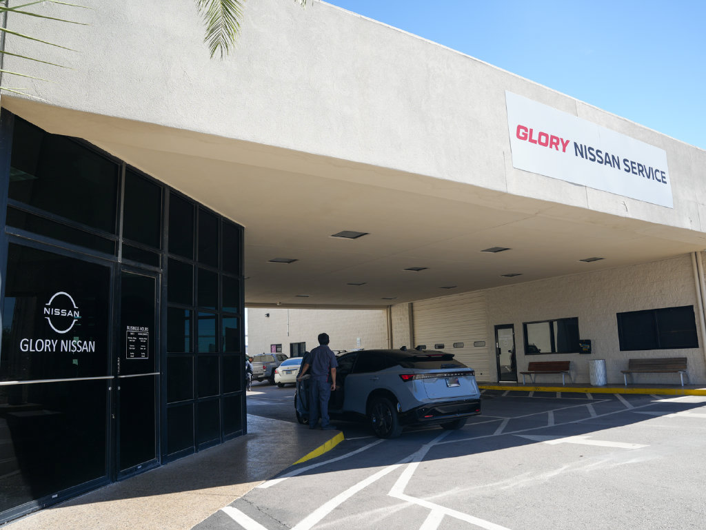 Used 2018 Nissan Kicks S FWD image 7
