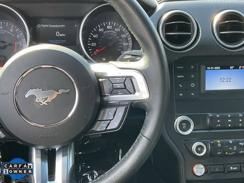Used 2020 Ford Mustang Coupe image 31