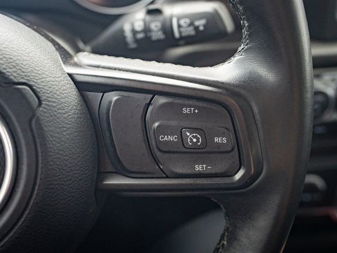 Used 2021 Jeep Wrangler Unlimited Sport image 26