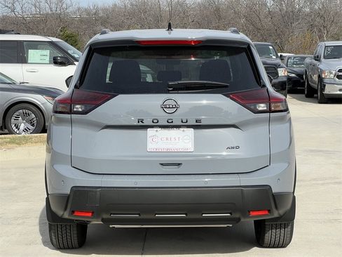 New 2026 Nissan Rogue SV image 5