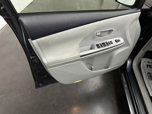 Used 2012 Toyota Prius V Three FWD image 14