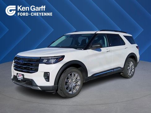 New 2025 Ford Explorer Active w/ Active Comfort Package image 1