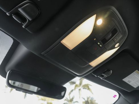 Used 2025 INFINITI QX55 Luxe w/ Accent Package image 16