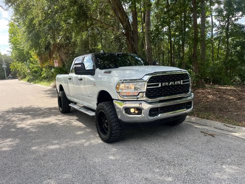 Used 2024 RAM 2500 Big Horn w/ Off Road Package AWD/4WD image 2