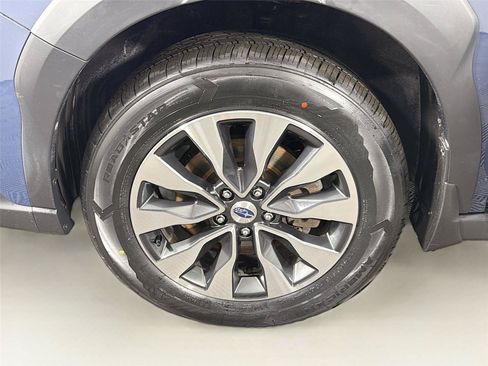 Used 2023 Subaru Outback Limited AWD/4WD image 34