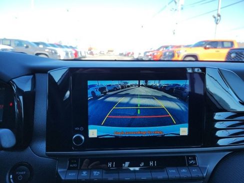 Certified 2025 Toyota Camry SE image 19